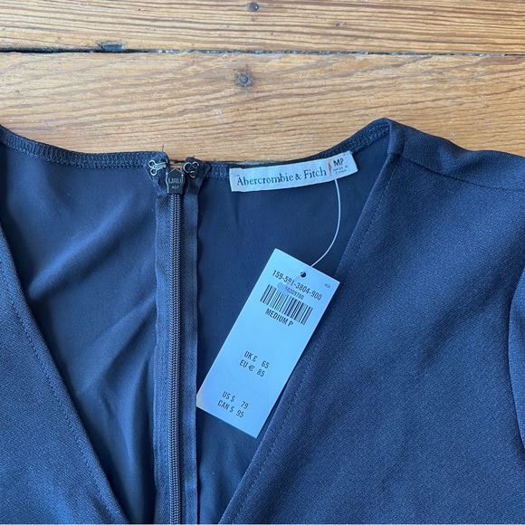 NWT Abercrombie & Fitch Long Sleeve Mini Dress - Picture 2 of 10